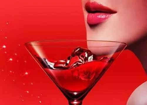 95后女孩賣蛋糕致富，躋身成功人士！